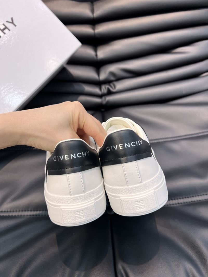 Givenchy Sneakers